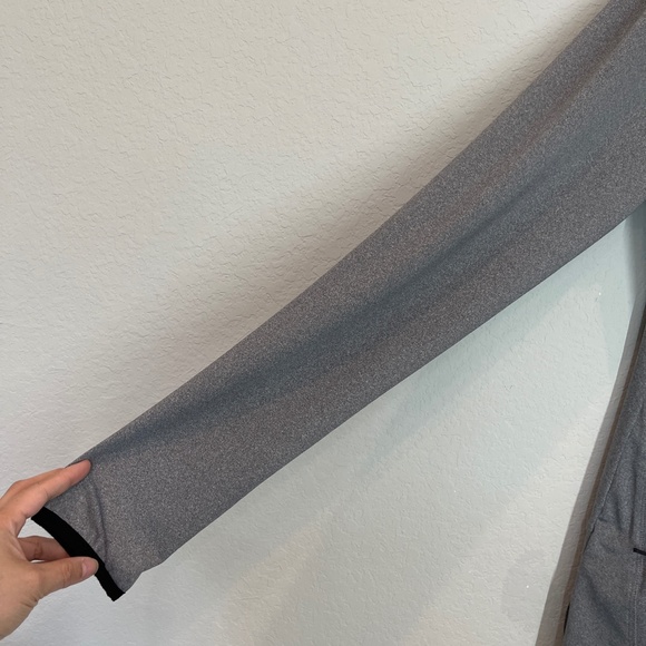 Veil Spark Top Women's L Gray Tunic Running Modest Thumbholes 1/2 Zip Pullover - Picture 5 of 15